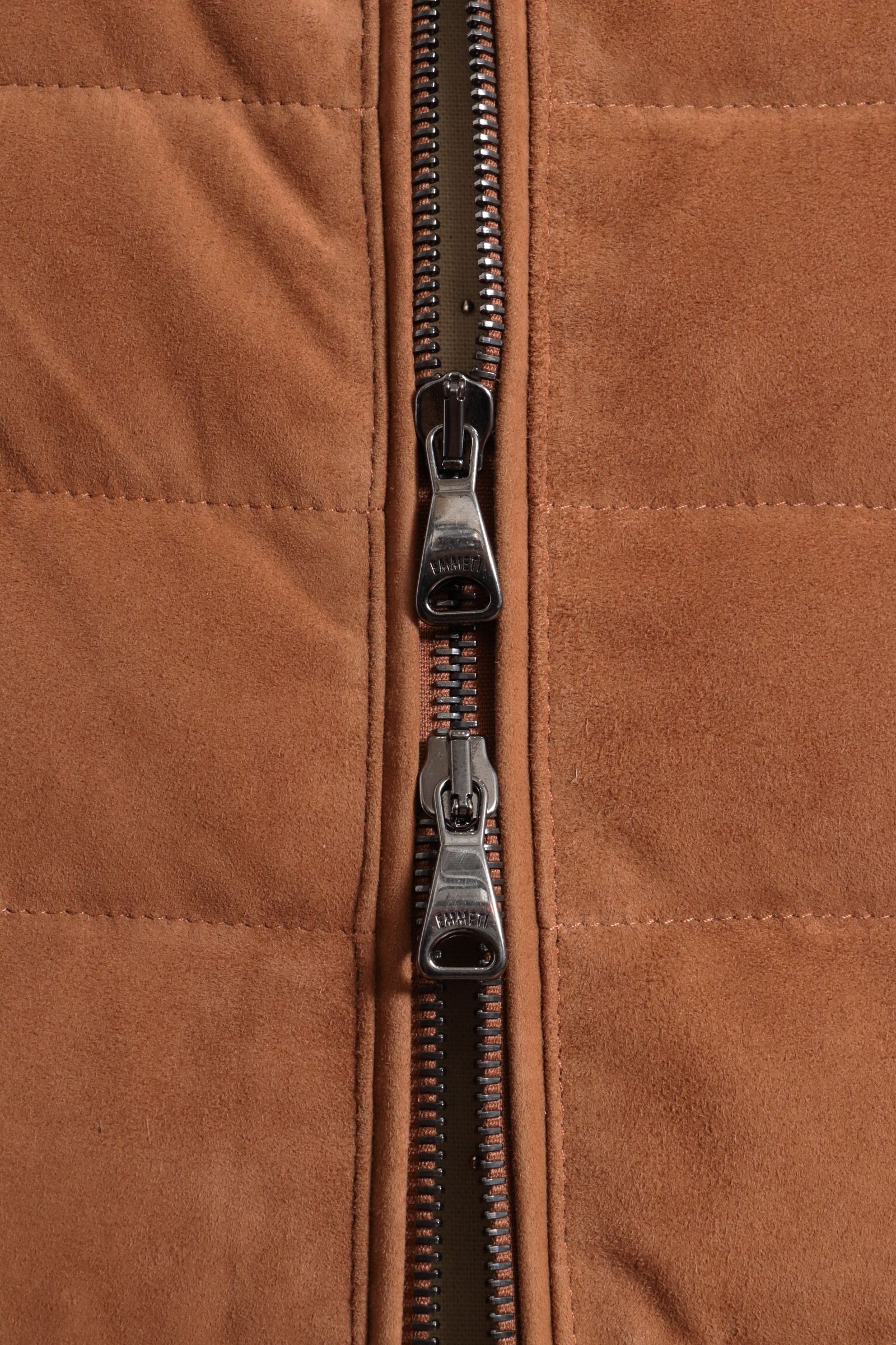 EMMETI - JURI D.VEST ゴートスキンスエード シングル ダブルジップ