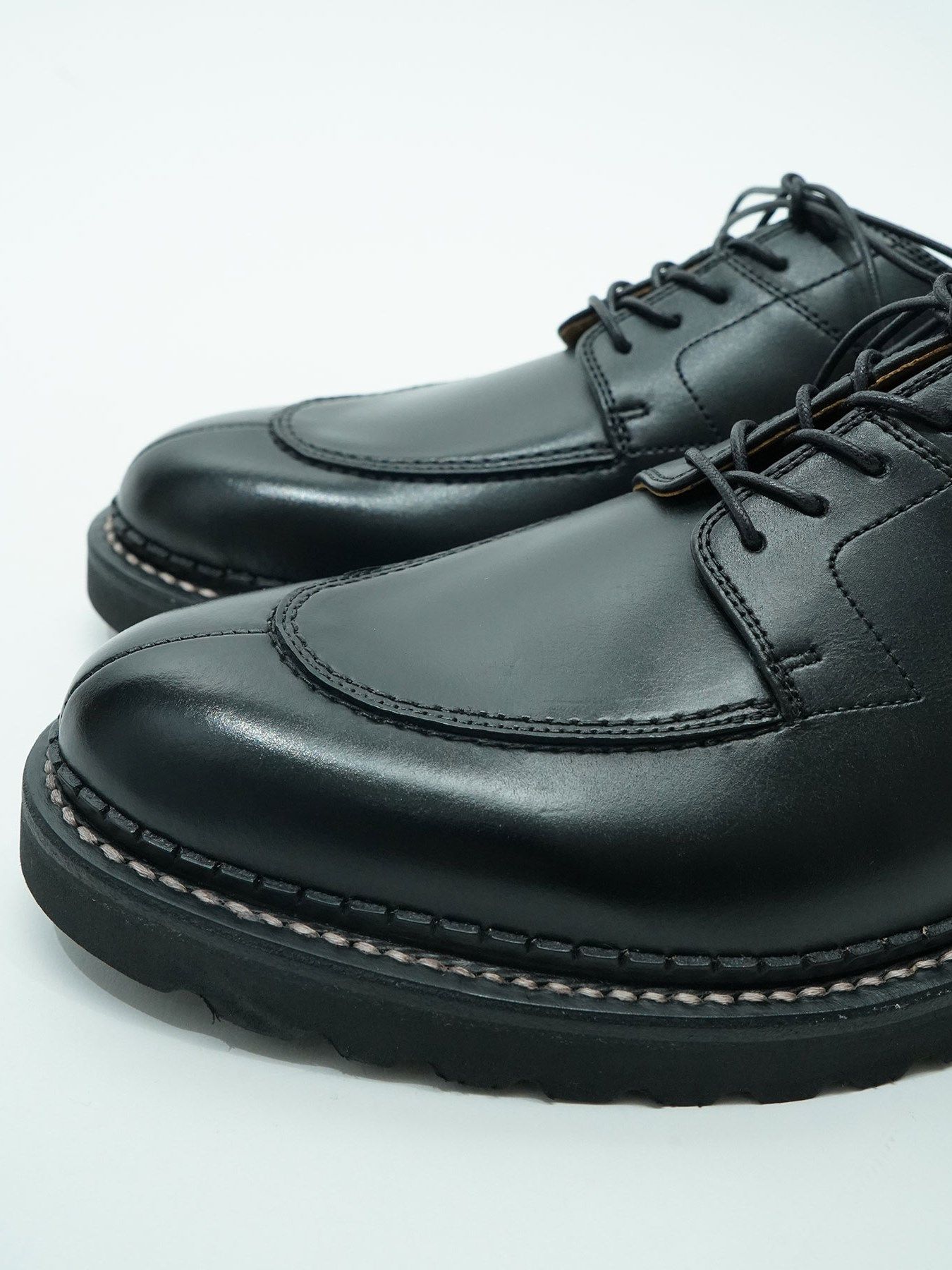 EGO TRIPPING - 《予約品》 DERBIMOD / レザーシューズ / ブラック | BRYAN