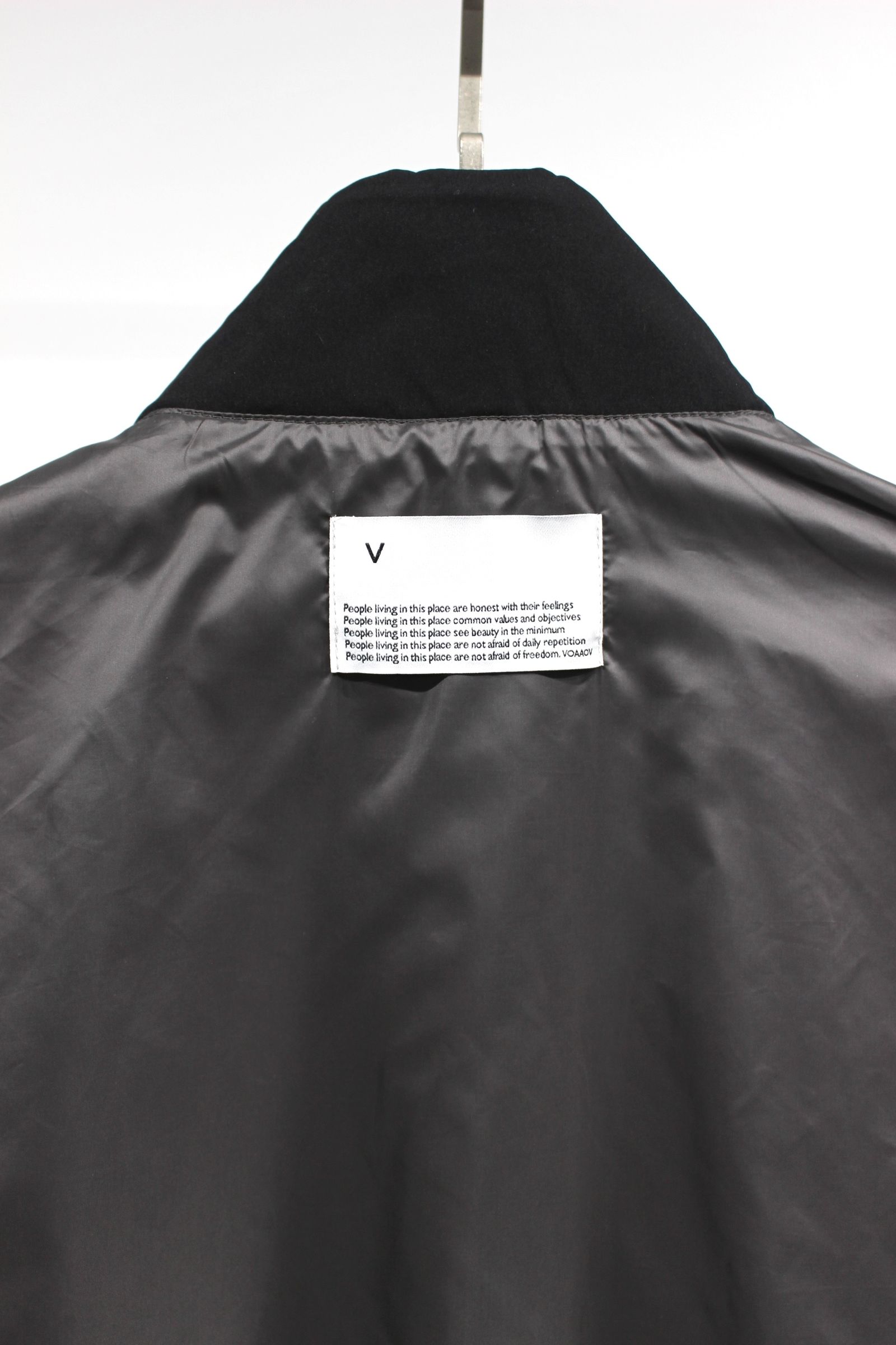 VOAAOV - TYPEWRITER Reversible Blouson/BLACK | NapsNote