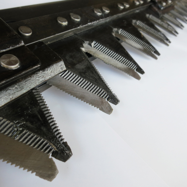 ヤンマー】コンバイン・バインダー2条用刈刃 YB-65・Be-50・ Be-65