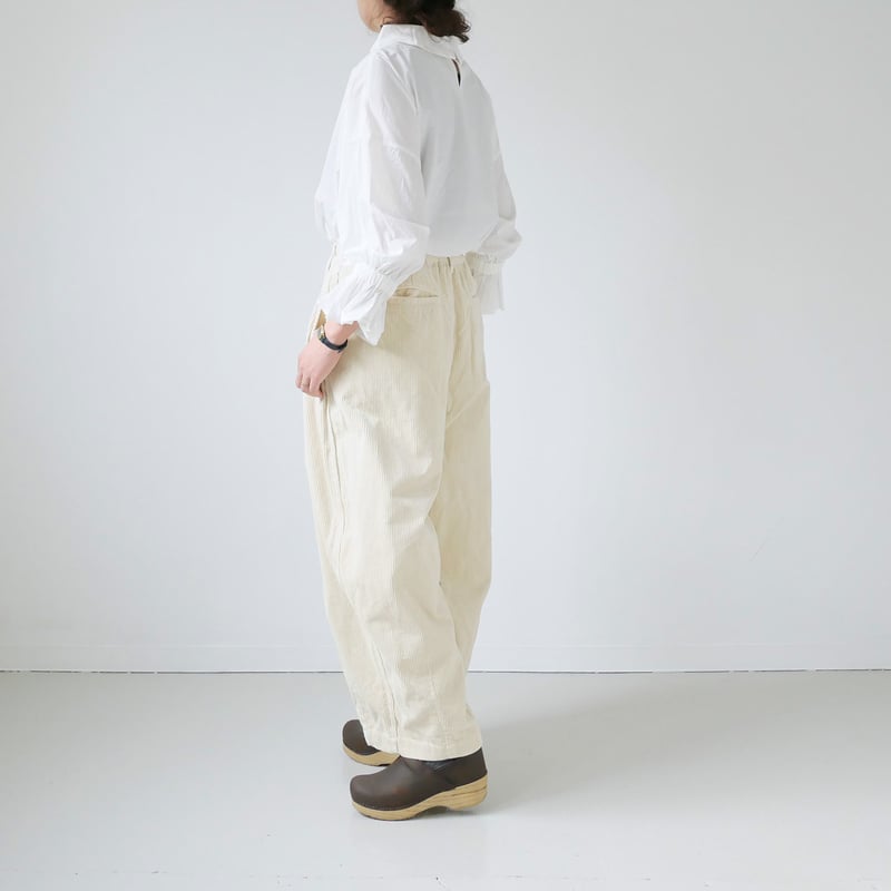 HARVESTY｜ハーベスティ｜コーデュロイサーカスパンツ｜A11716｜IVORY