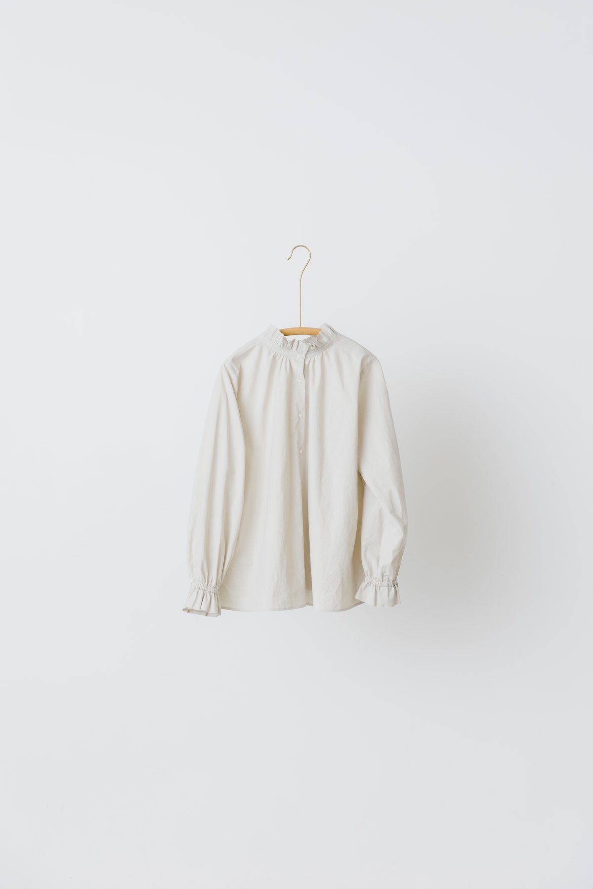 フリルブラウス (コットンシルク) [ライトグレー] | nuuno.