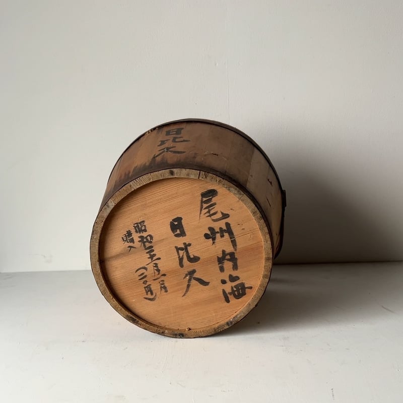 古い木のバケツ 昭和20年 木製バケツ 竹持手 古道具 戦中戦前 終戦時