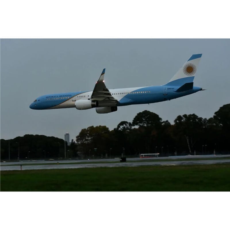 お取り寄せ商品】1/200 757-200 アルゼンチン政府専用機 ARG-01