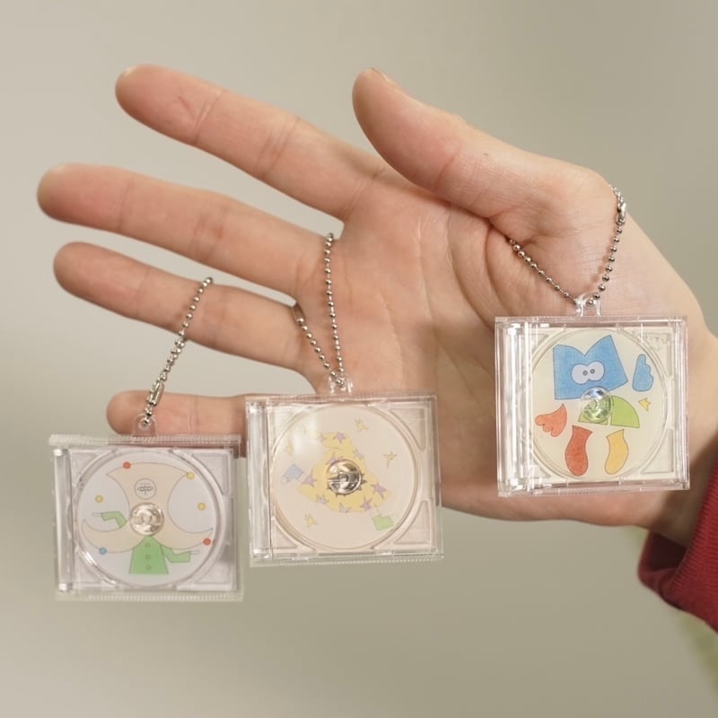 持ち歩け！ミニCDキーホルダー | ME-GUMI OFFICIAL STORE