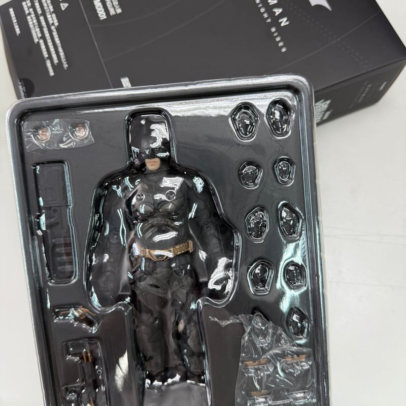 入荷しました〜 Inart 1/12 バットマン ダークナイト ライジング