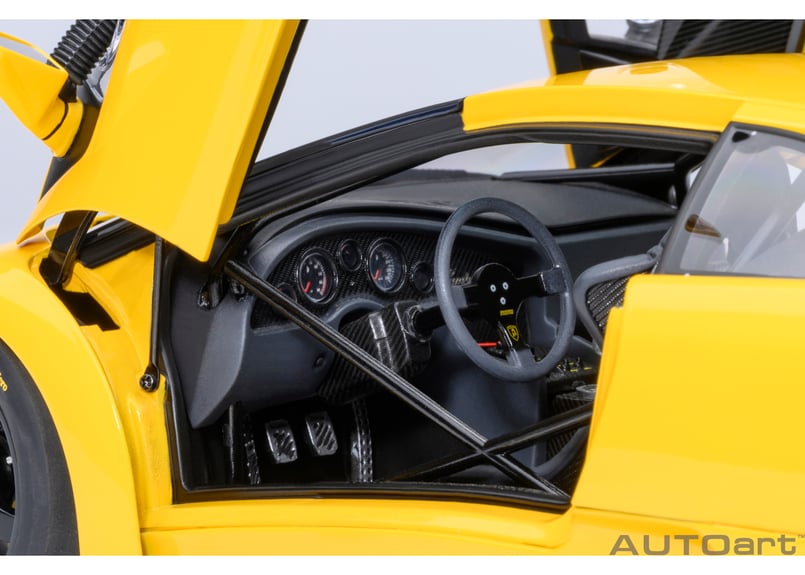 AUTOart 1/18 ランボルギーニ ディアブロ GTR （イエロー） 79138 | A
