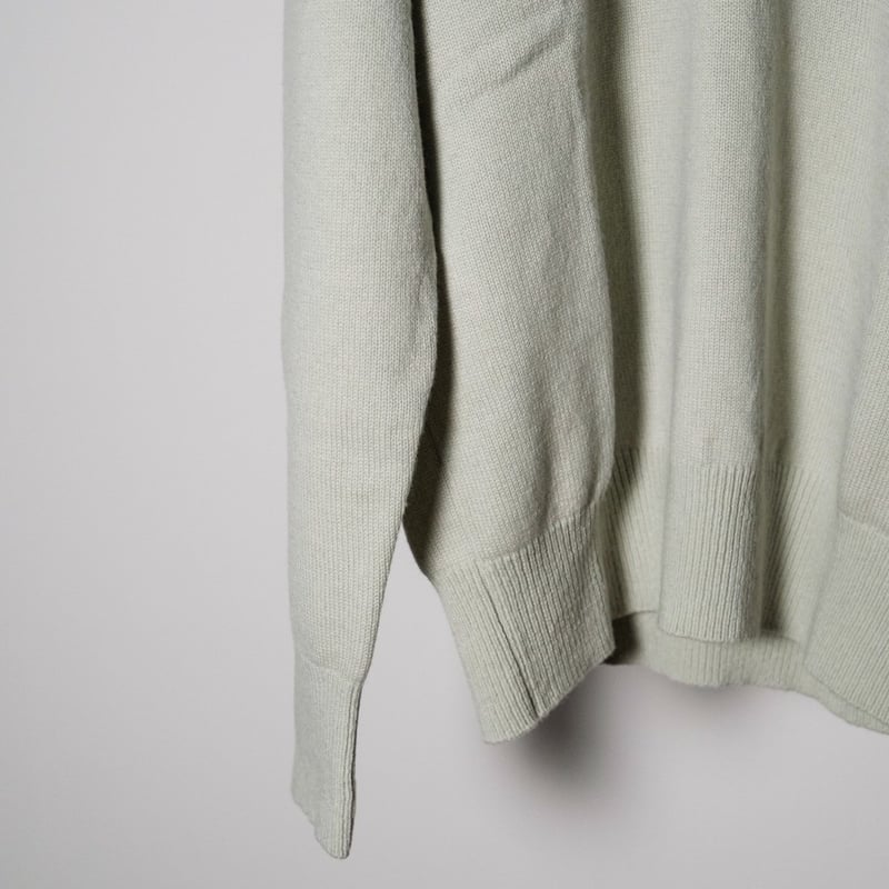 MAATEE&SONS ド度詰めCASHMERE V/N SWEATER | MusterWerk