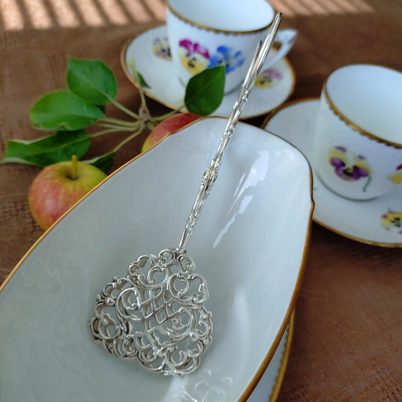 1973年スウェーデンGEWEシルバーのケーキトング重さ約40g長さ約15㎝L