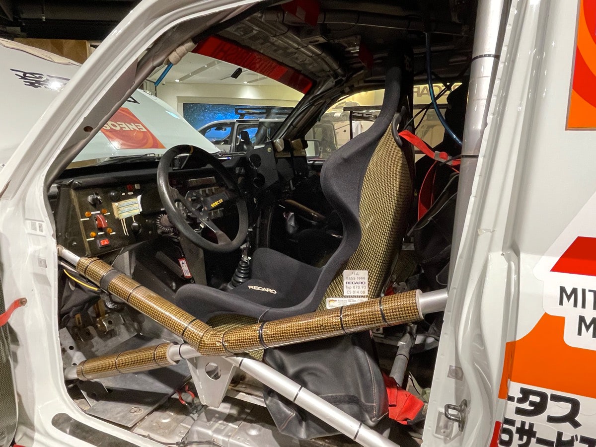 最強パジェロには秘密がたくさん！増岡 浩が語るダカールラリーの過酷