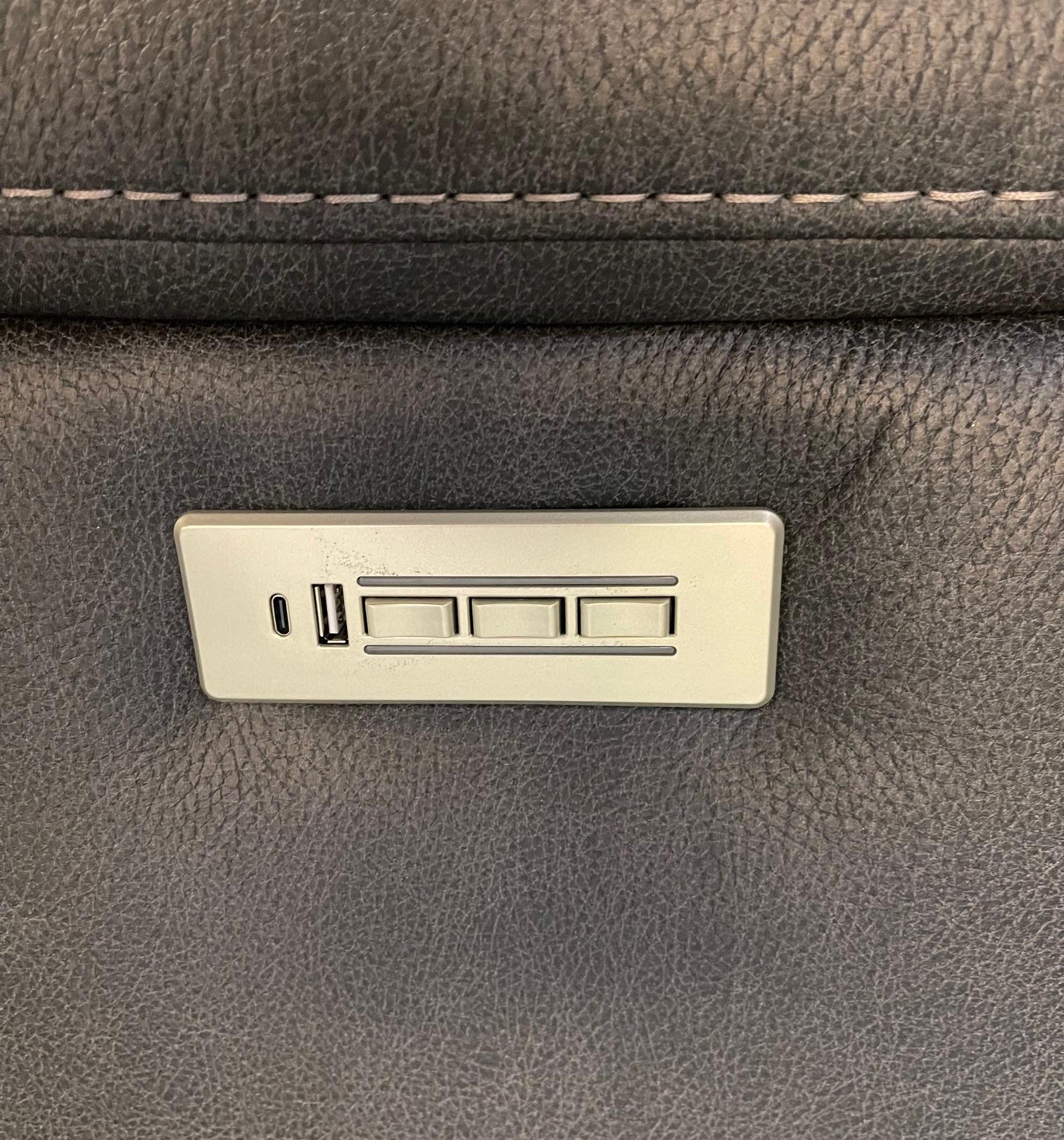 M00067 by Moto Motion - Mapleton Slate 7pc Fabric Theater