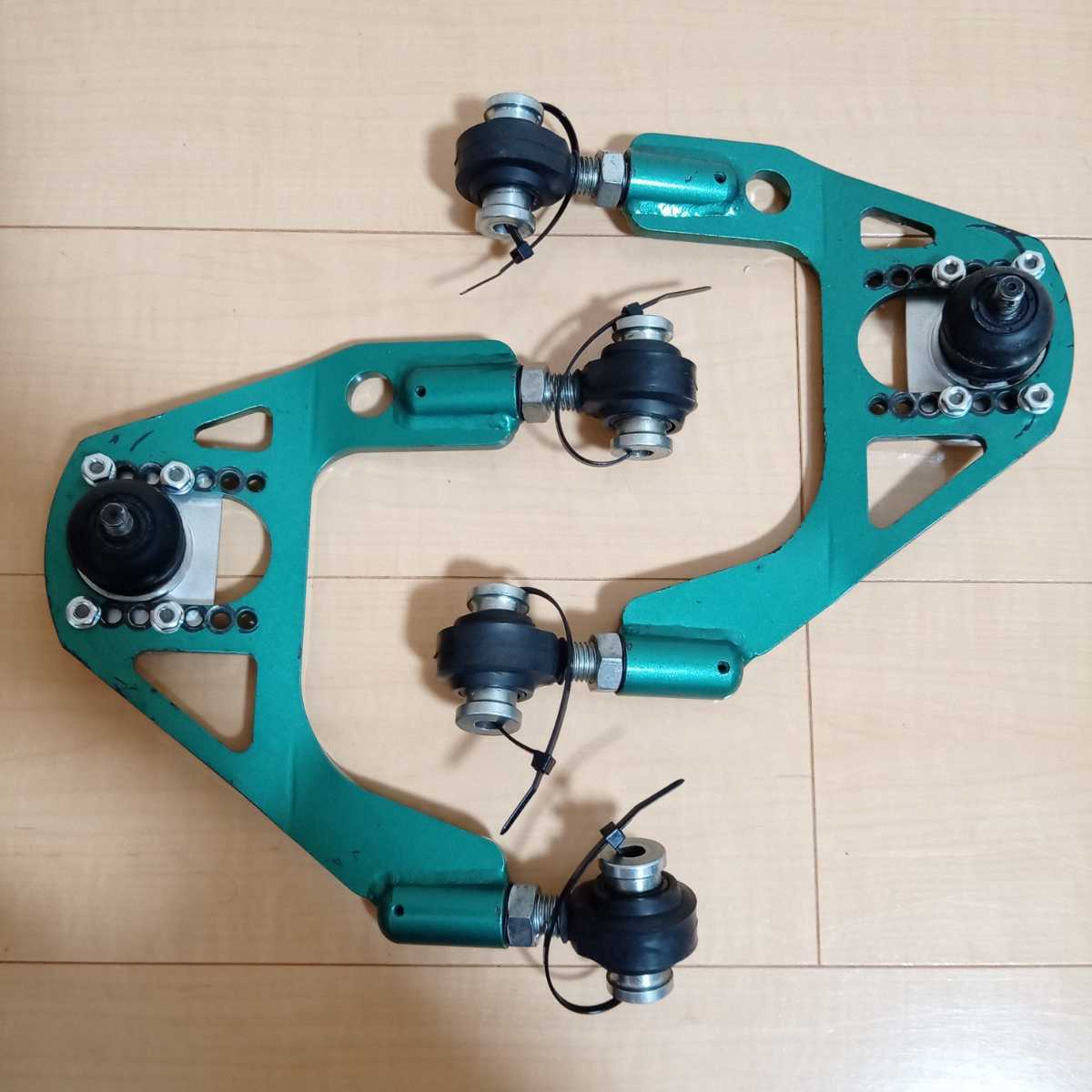 アコード 日正アッパーアーム CW1 CW2 RB1 RB3 アコード 日正アッパー