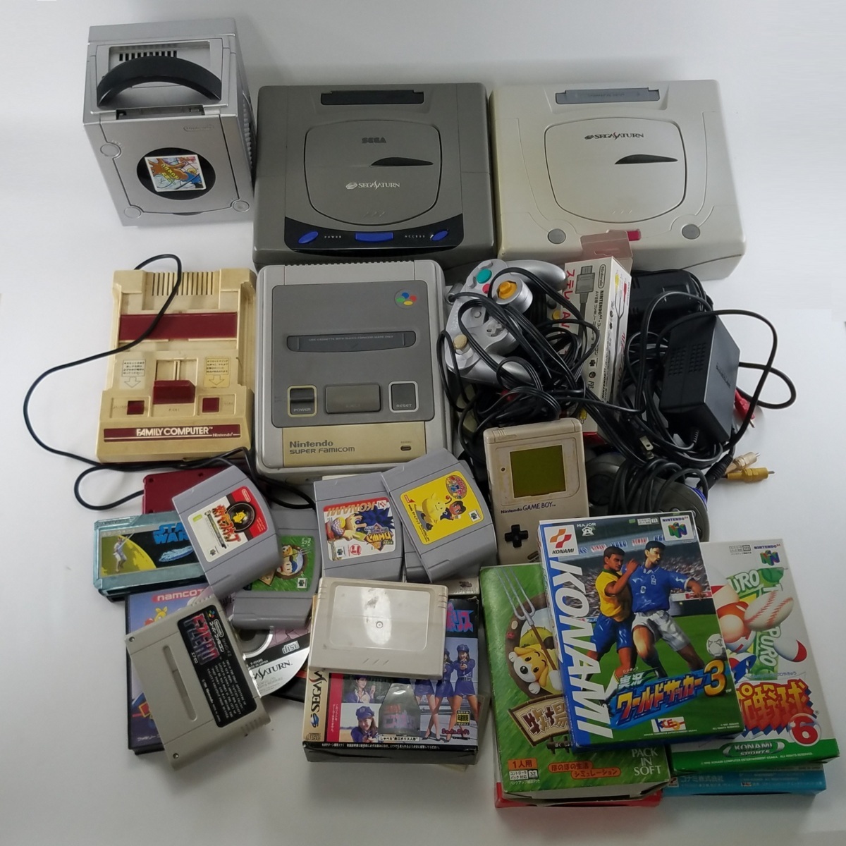 z*z様 【大量まとめ】ゲーム機・ソフト 色々セット ジャンク扱い GB