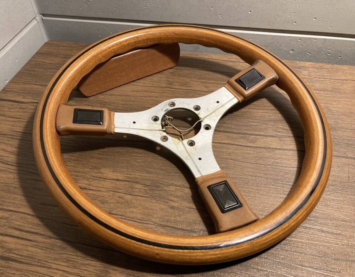 イタルボランテ ステアリング 白レザー 茶ウッド イタルボランテ