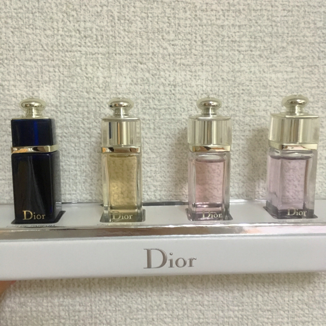 Dior - ディオール アディクト ミニ香水セットの通販 by shop