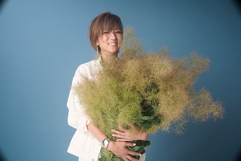 h | リリース | エイベックス・ポータル