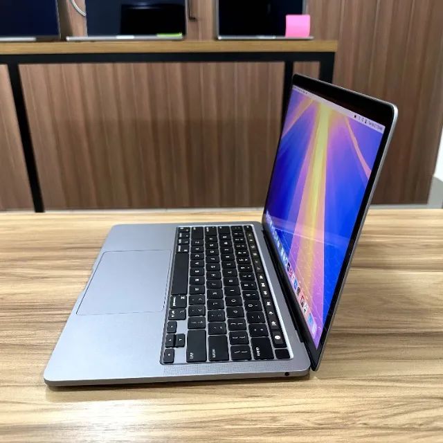 MACBOOK PRO CHIP M2, 8 GB RAM, 512 SSD, TOUCH ID, 13.3 POLEGADAS