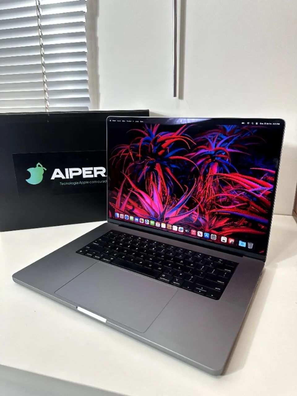 MACBOOK PRO CHIP M1 16