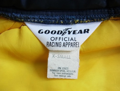 沖縄古着屋CYCLONE サイクロン