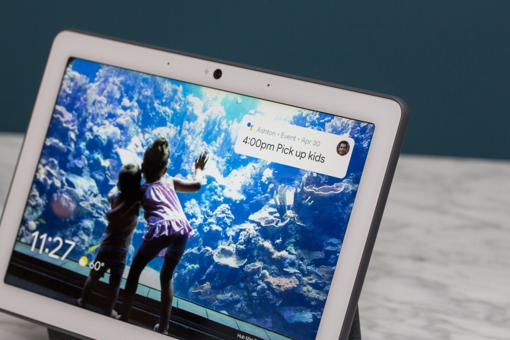 グーグル、「Nest Hub Max」を発表--約2万5000円、10インチのスマート