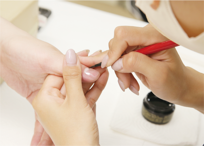 ネイリストの資格をとるのに費用はいくらかかる？ | ジェルネイル