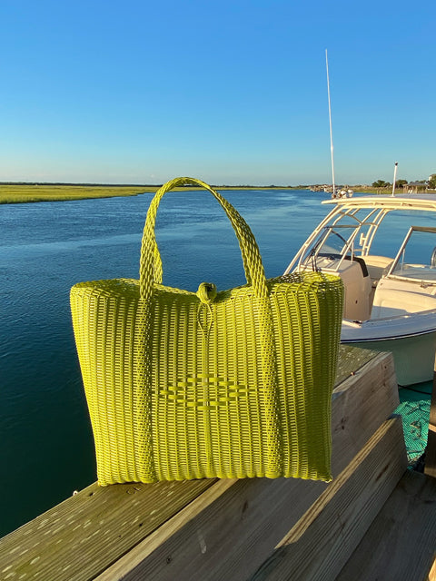 Medium | Solid Pear Green – The Lilley Line