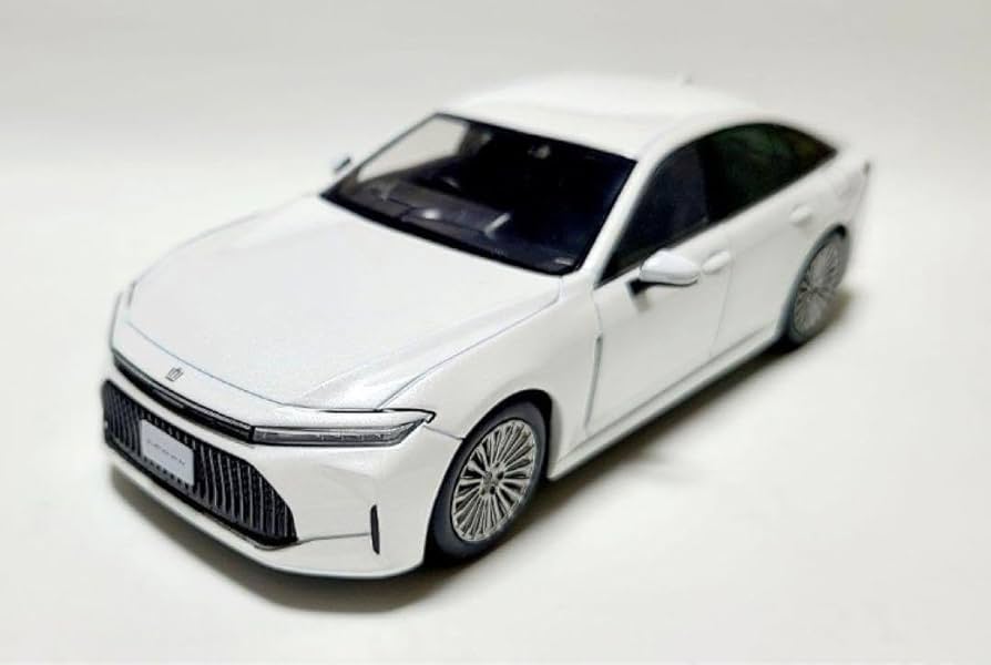 Amazon.co.jp: 新型クラウンセダン ミニカー カラーサンプル
