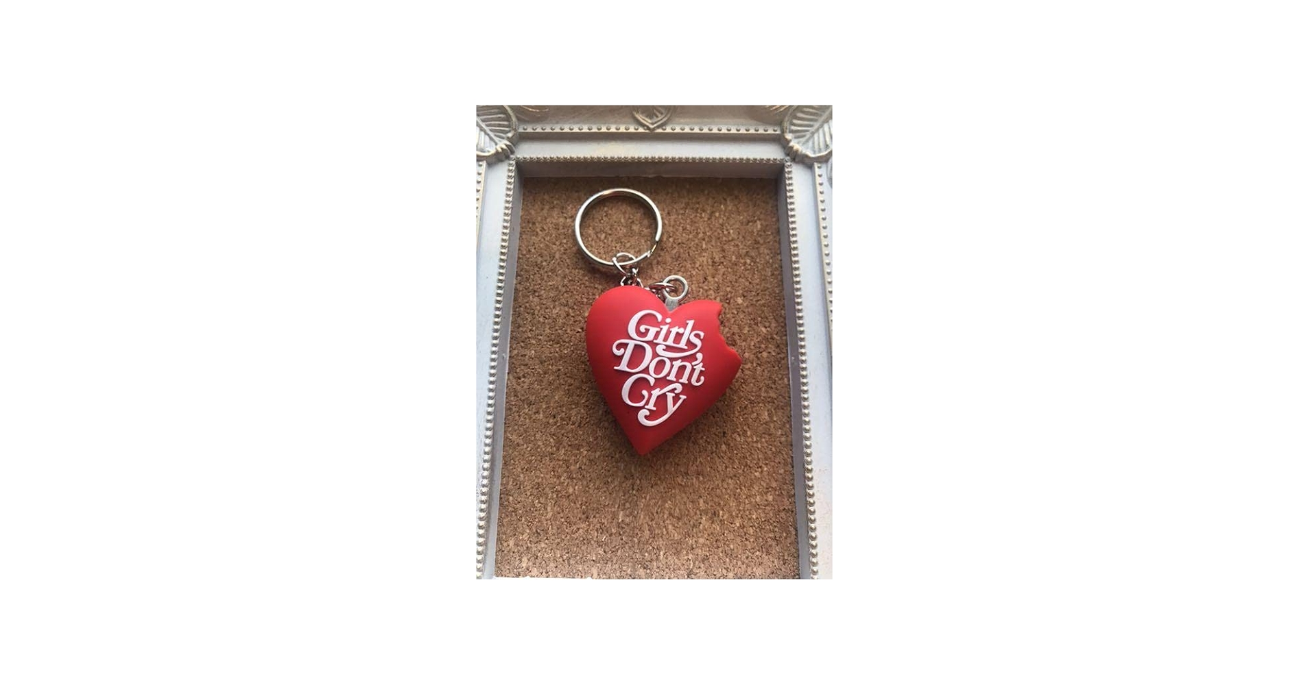 Amazon.co.jp: Girls don't cry キーホルダー ガールズドントクライ 赤