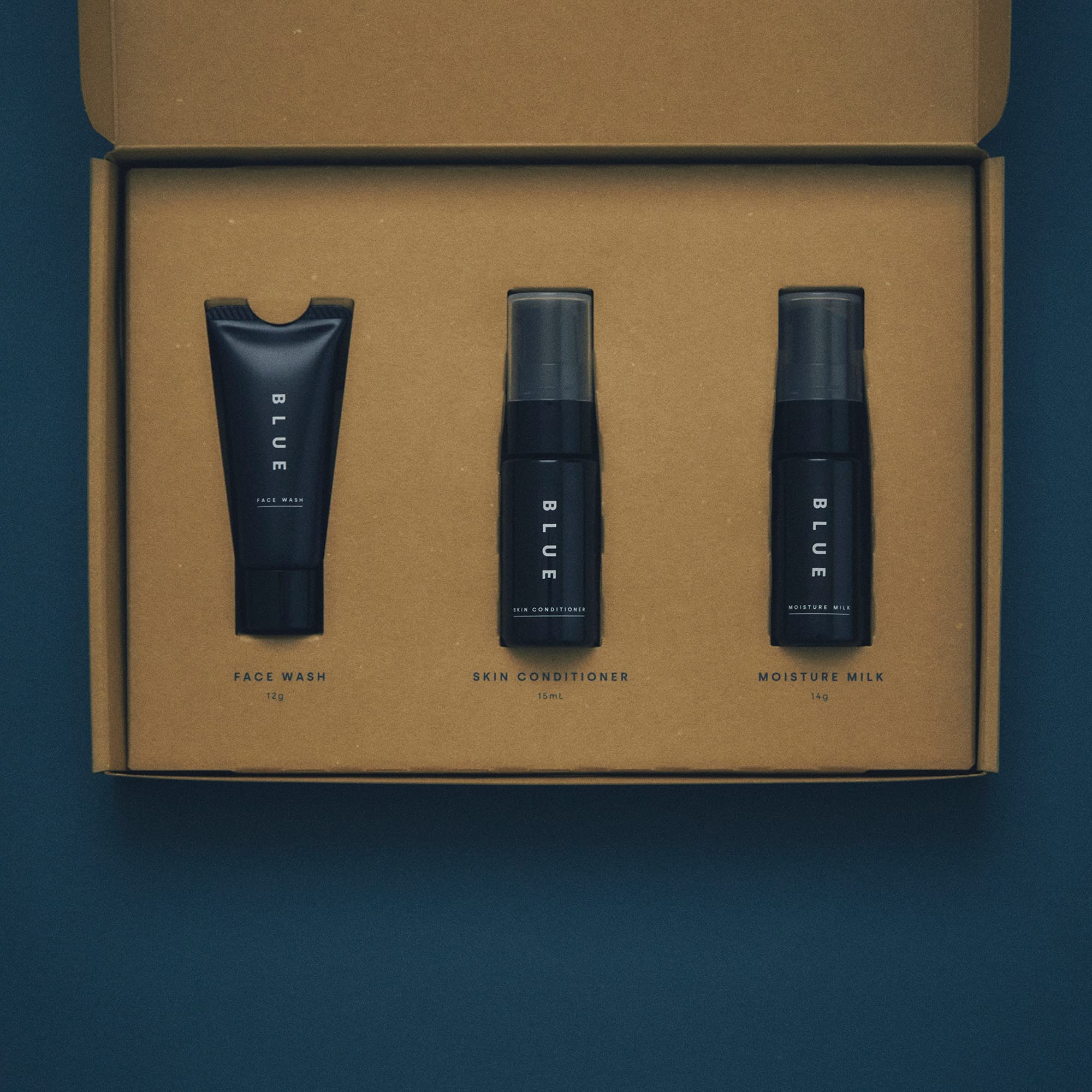 Amazon.co.jp: BLUE（ブルー）1週間分の洗顔 & 化粧水 & 乳液