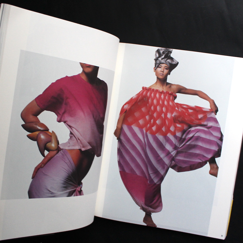 一生たち Issey Miyake & Miyake Design Studio 1970 - 1985（With OBI）