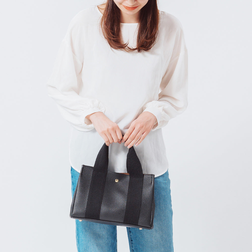 PVC(合成皮革) ショルダーベルト付き マグネット式 ミニ トート