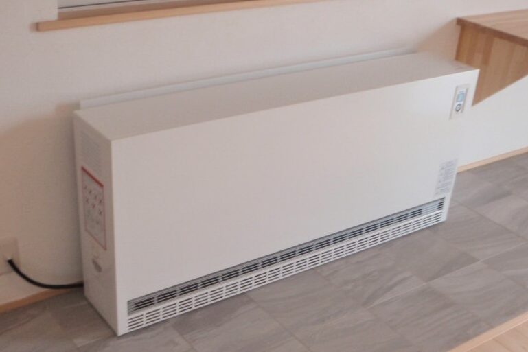 蓄熱暖房機新設工事 - 株式会社中島電気工業