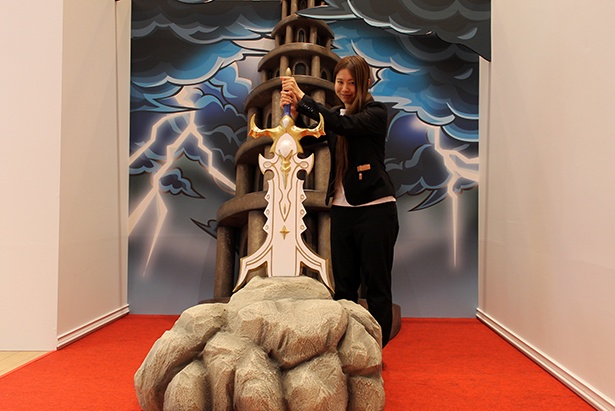 爆絶クエストを体感せよ！ 「モンスターストライク展」大阪で始まる