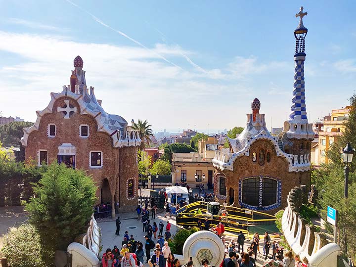 グエル公園の行き方と見どころ！トカゲ、お菓子の家などガウディ