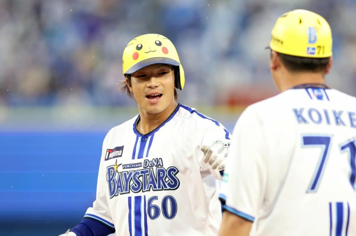 あの“ピカチュウヘルメット”完成秘話…DeNA担当者が明かす“ポケモン