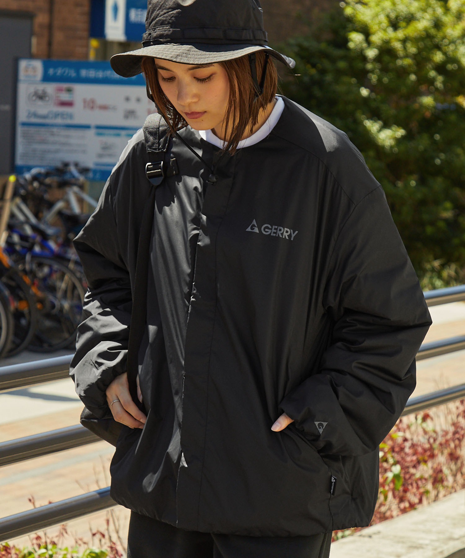 GERRY/ジェリー 別注 撥水ナイロンクルーネック中綿ブルゾン MONO-MART