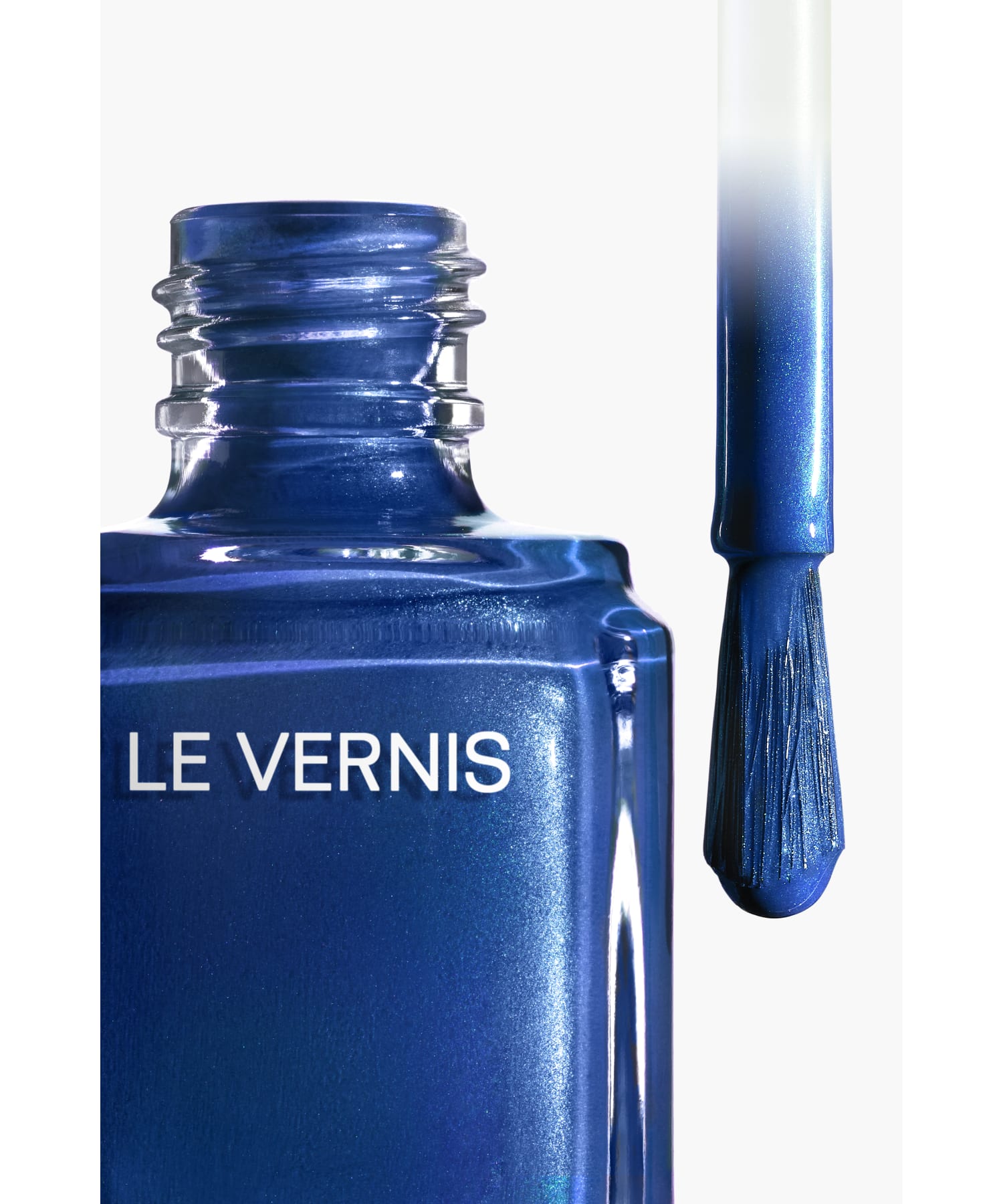 ヴェルニ ネイル エナメル（長時間美しい仕上がりが持続）（マニキュア