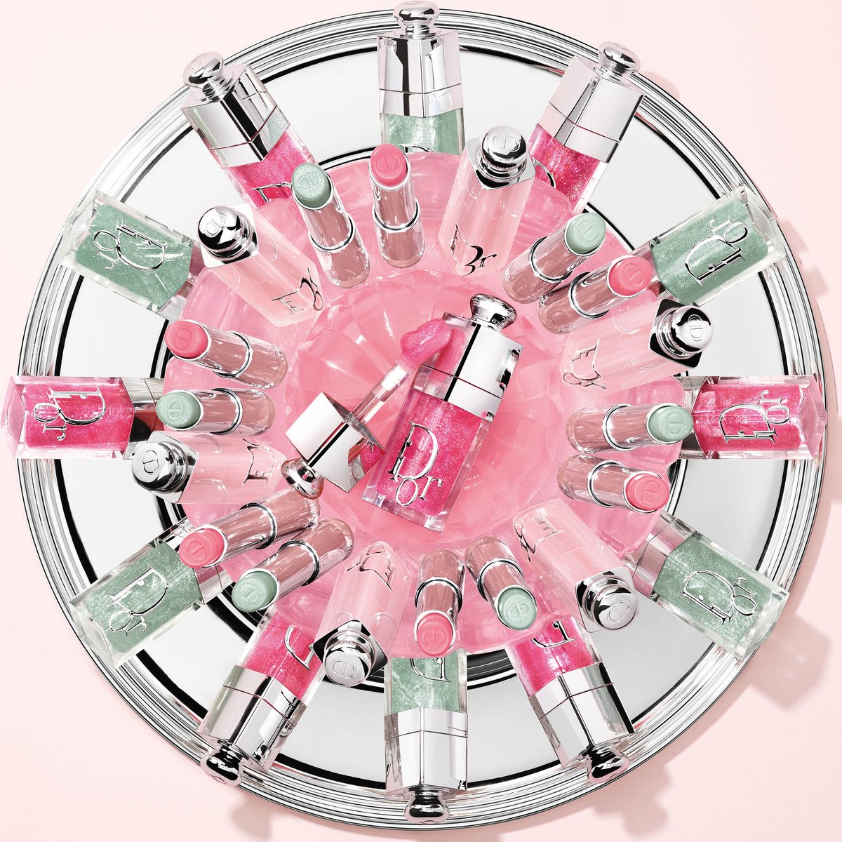 キャンディ カラーのディオール アディクト リップ グロウ オイル】 長