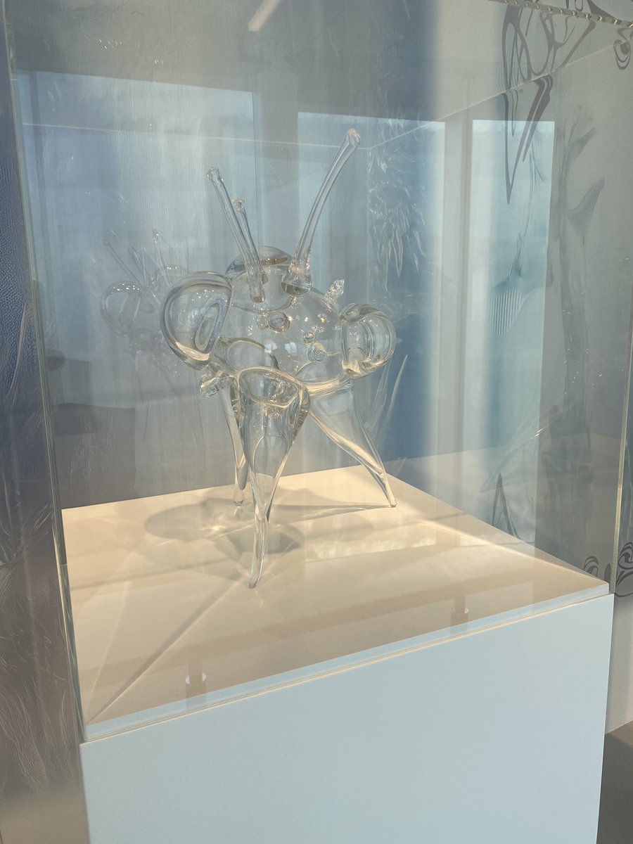 レネーの本体はこちら。「RENE」 チェコ館(予約なし)入って中盤くらい