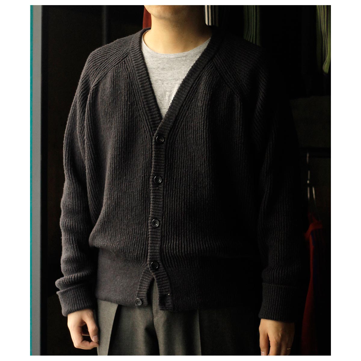 オーベルジュ AUBERGE シルク Vネック カーディガン 