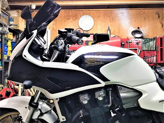 ホンダ CB1300スーパーボルド―ル 純正スクリーンを社外ロング