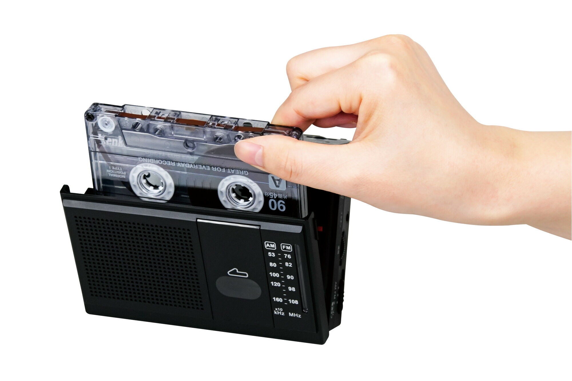 超小型置き型ラジカセ。カセットテープにラジオや音声を録音できる「AM