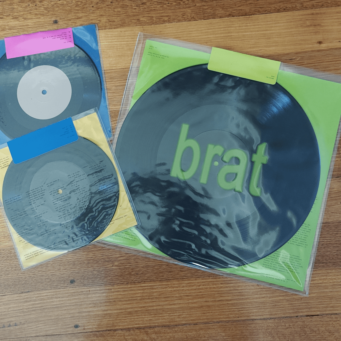 Charli xcx BRAT (uk tour exclusive vinyl) Password locked : r