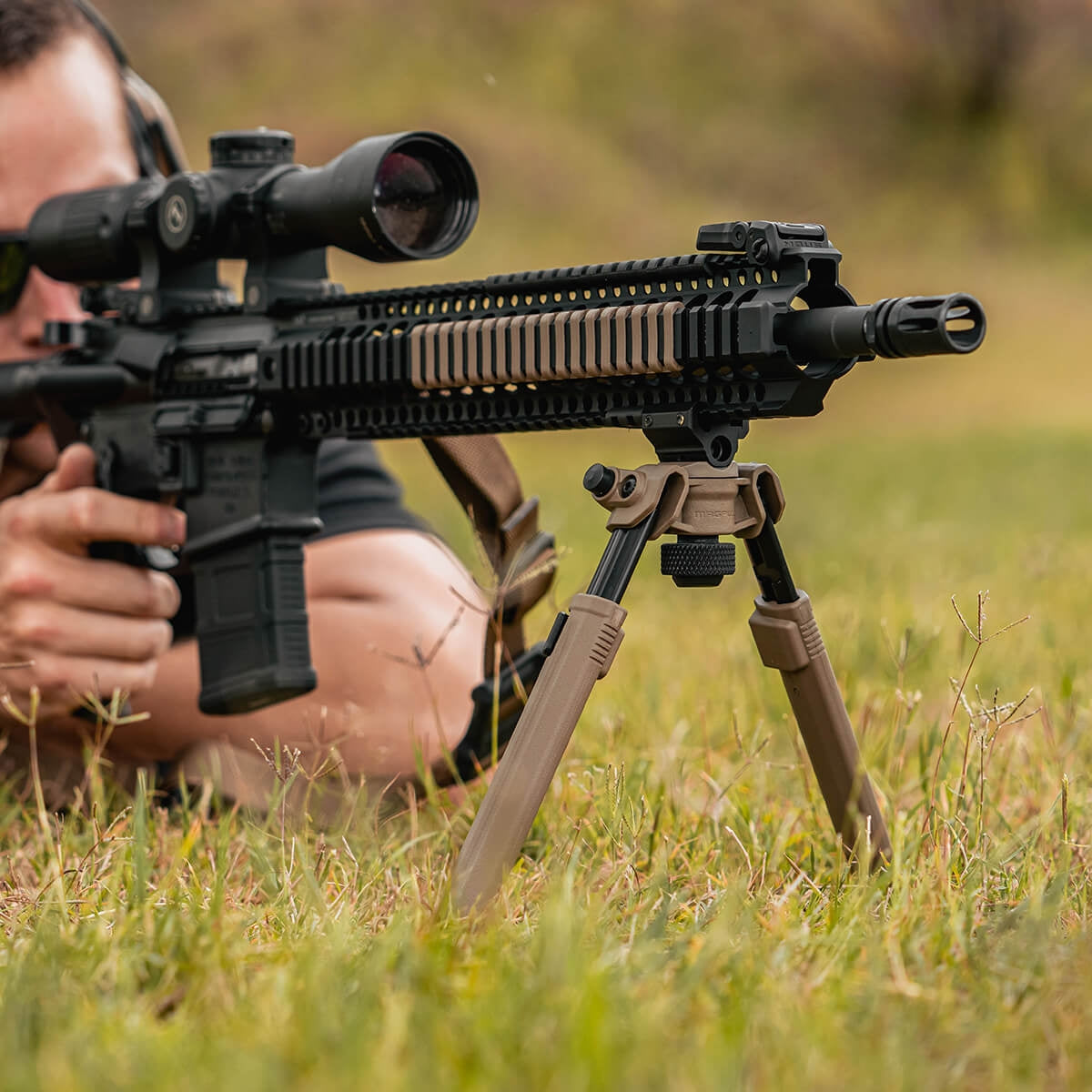 Magpul Bipod for 1913 Picatinny: 50° Tilt & 40° Pan Precision