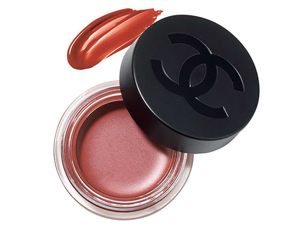 話題沸騰！【シャネルのリップ＆チーク】今、いちばんオシャレな使い方