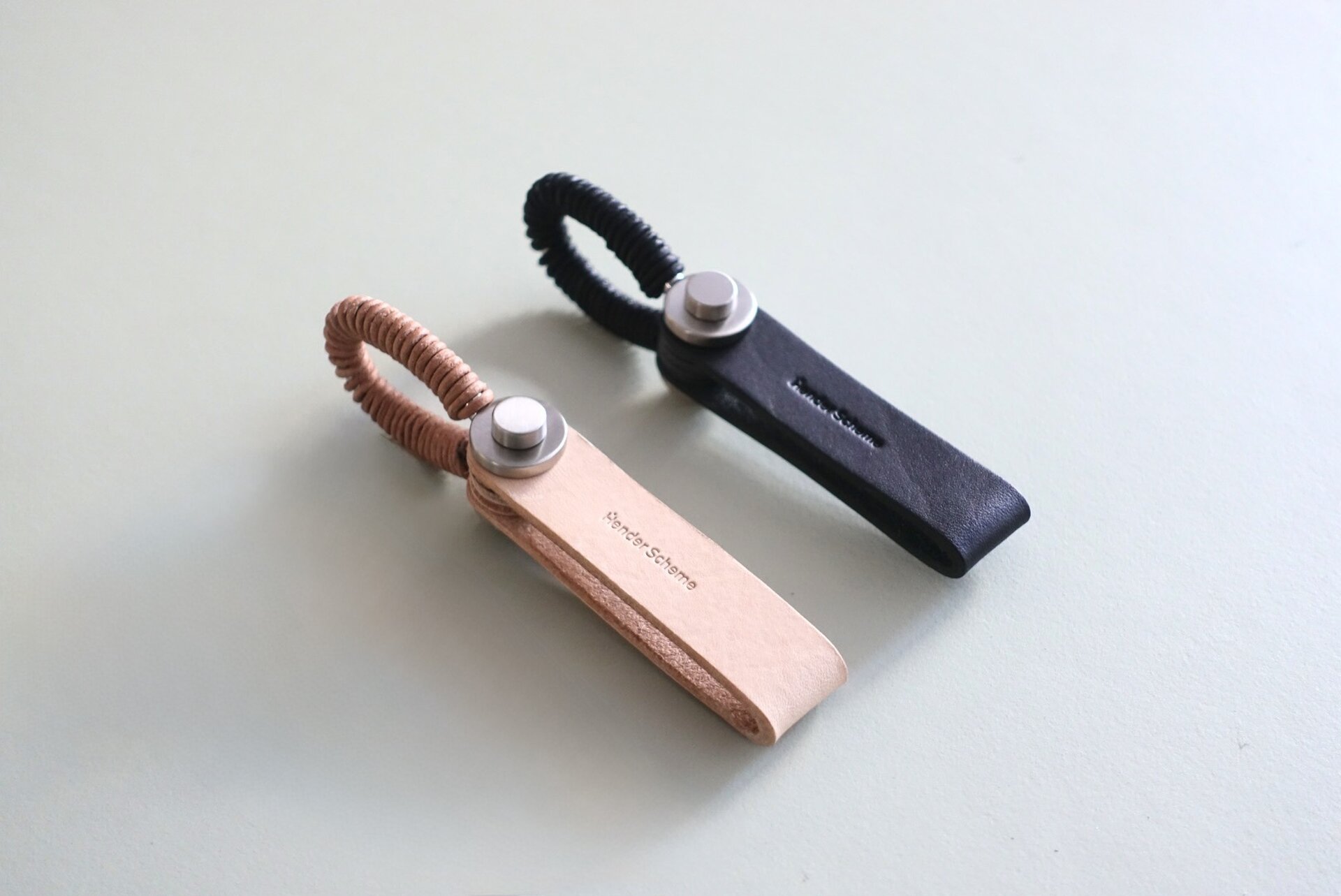 Hender Scheme｜leather key shackle / キーケース - haluta(ハルタ
