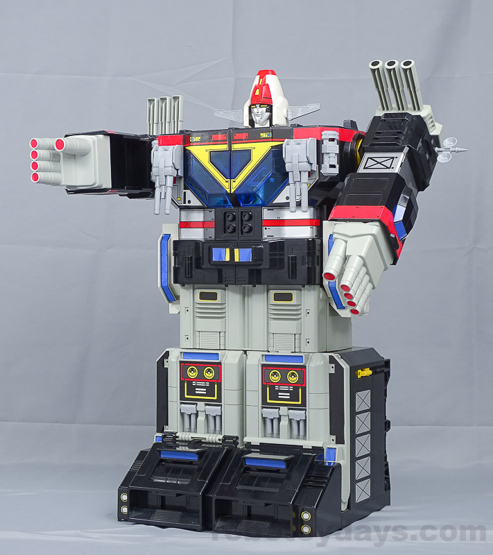 DX 大型基地 マックスマグマ (Max Magma) レビュー | RoboToyDays