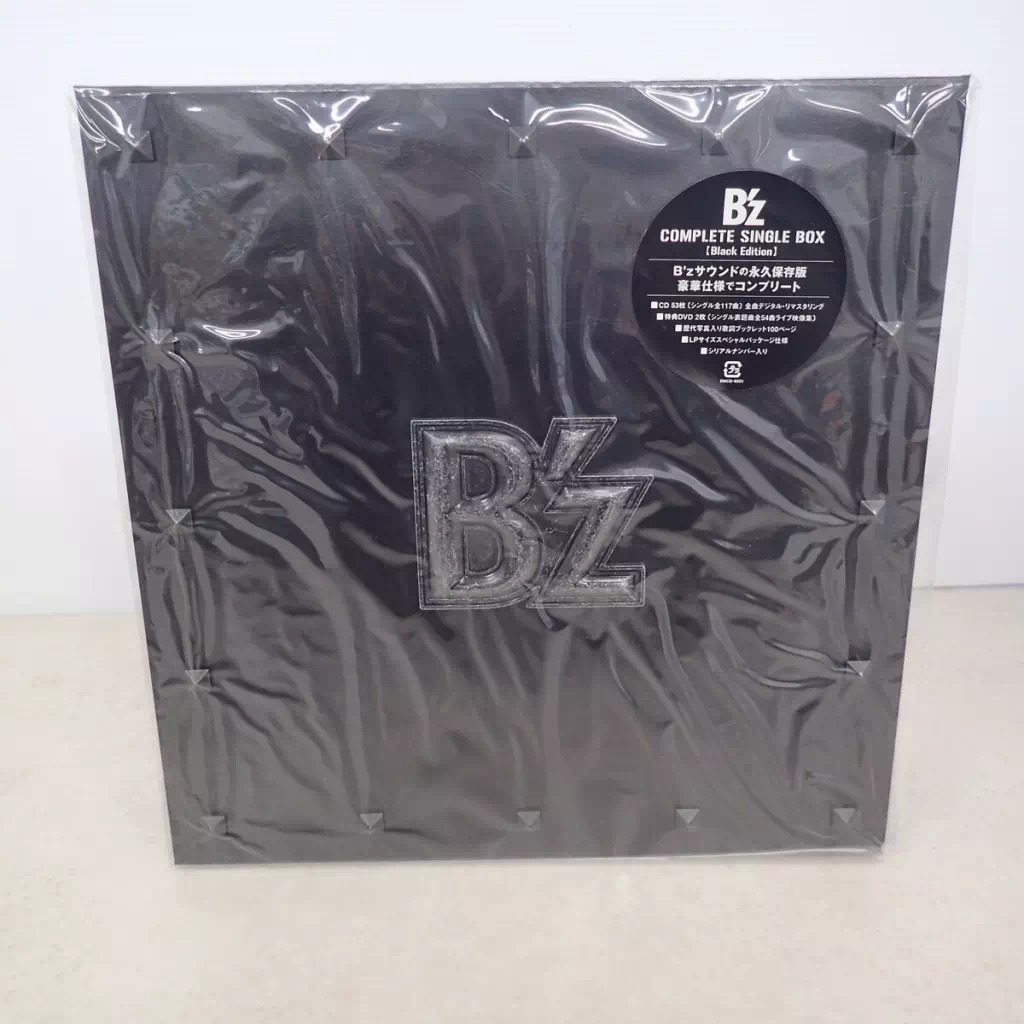買取実績】『B'z COMPLETE SINGLE BOX Black Edition』をお譲り