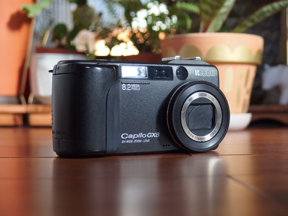 リコー RICOH Caplio GX8を使ってみた | セミブログ