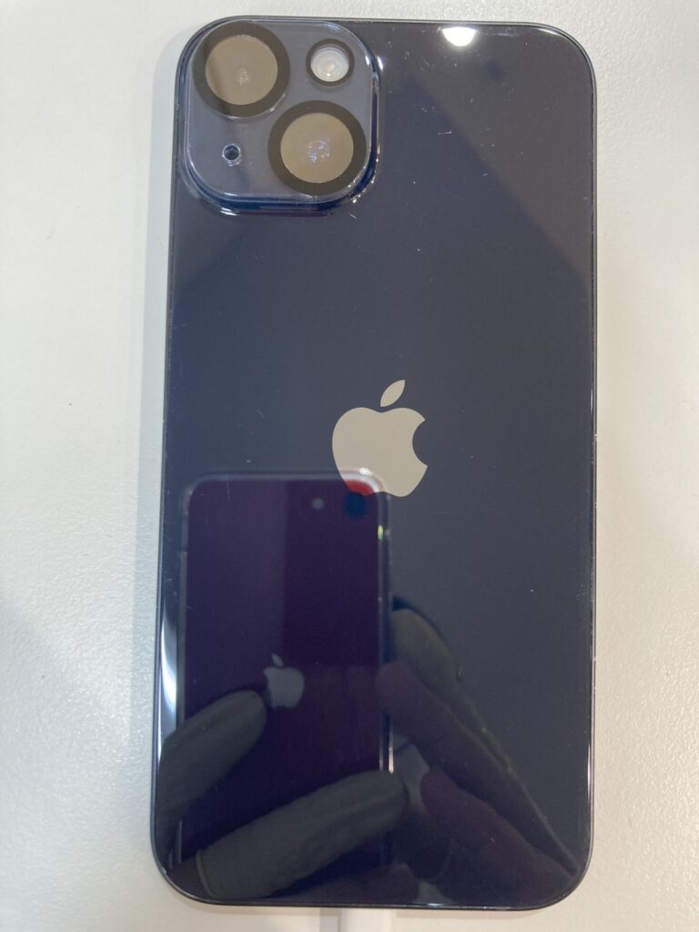 カメラがボヤけるのは、レンズが割れているから？→レンズ割れが原因で